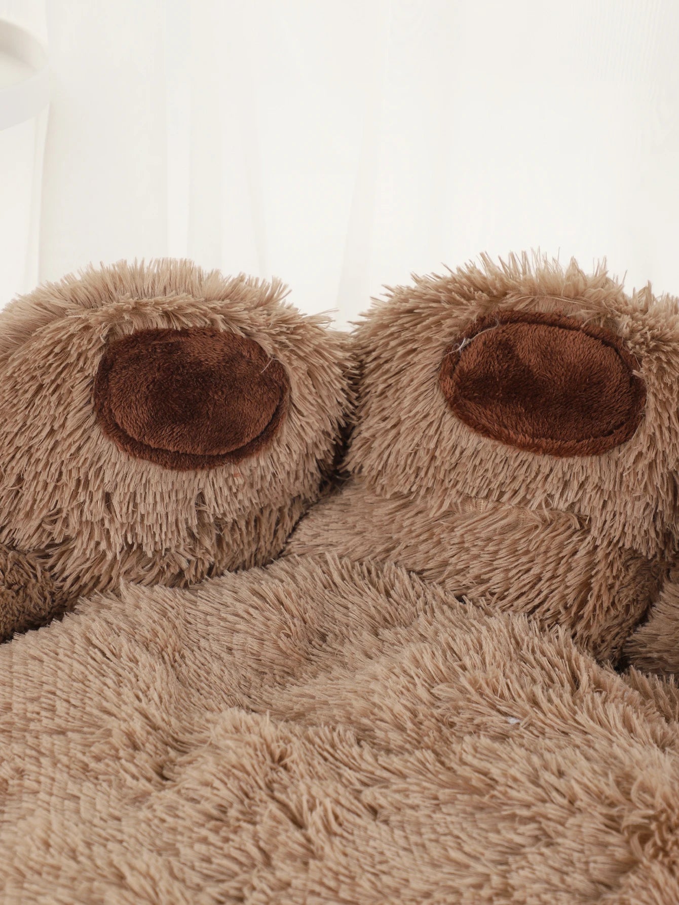 Paw Shaped Large Fluffy Dogs Bed