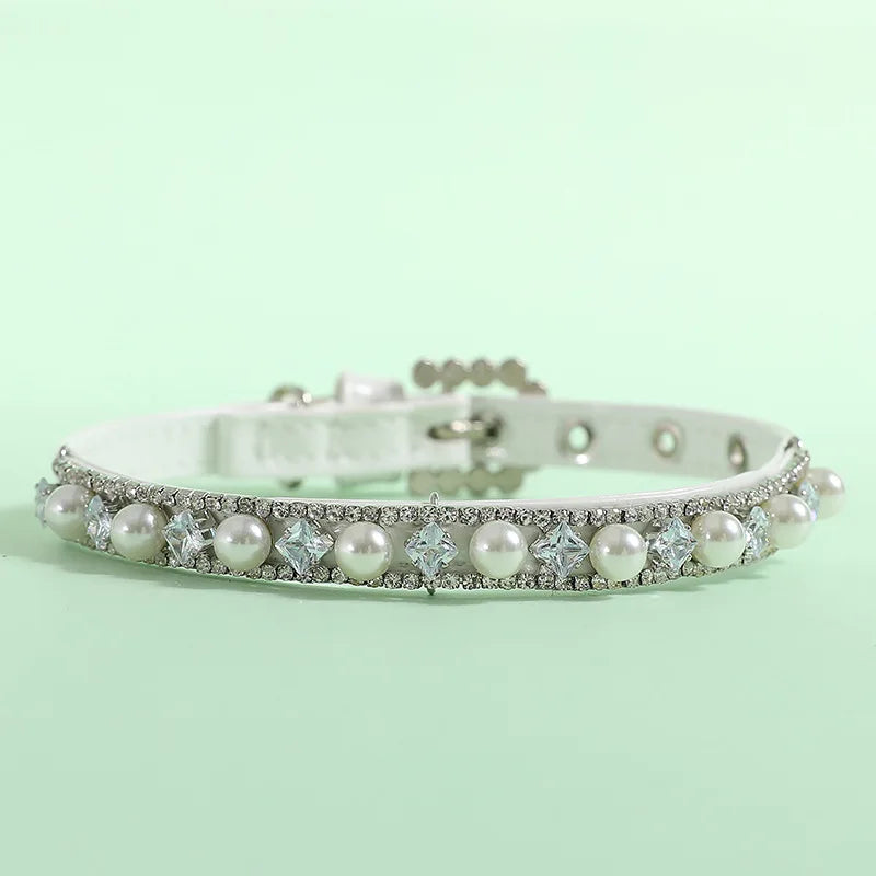 Luxury Jeweled Pet Collar – Pearl Necklace with Rhinestones for Cats & Small Dogs