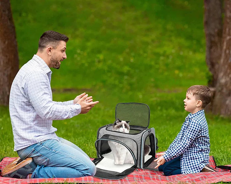 Pet Carrier Bag with Side Opening