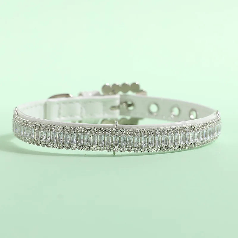 Luxury Jeweled Pet Collar – Pearl Necklace with Rhinestones for Cats & Small Dogs