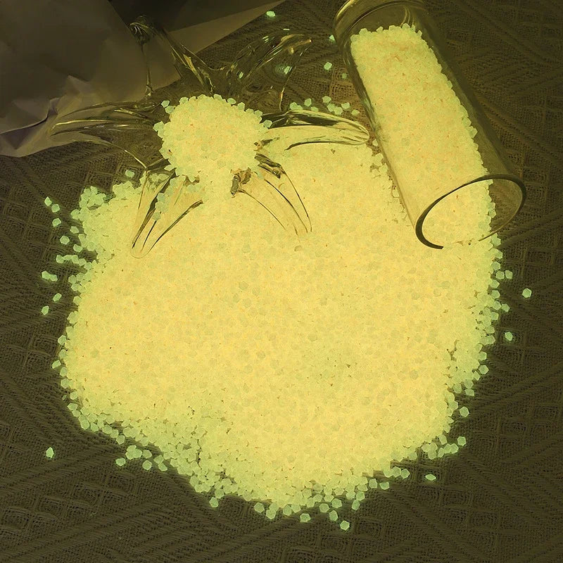 Luminous Glow Sand (1000 Pcs) – Light-Absorbing Decorative Sand