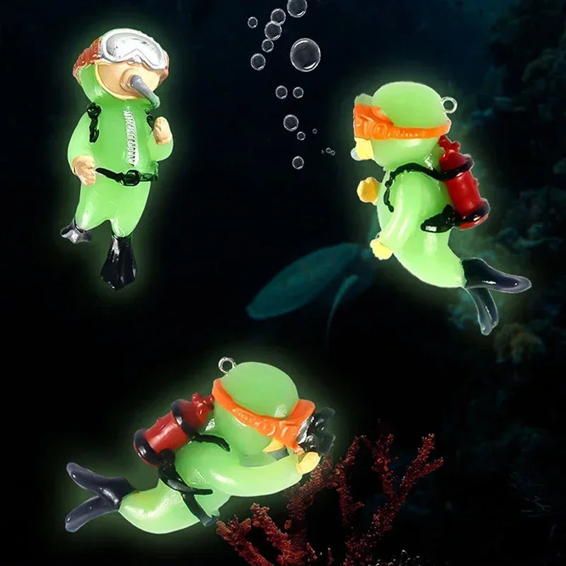 Cute Luminous Mini Diver Aquarium Decoration – Floating Scuba Diver Ornament